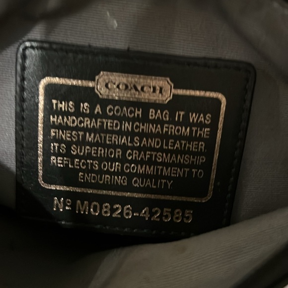 Coach leather purse - Picture 4 of 4